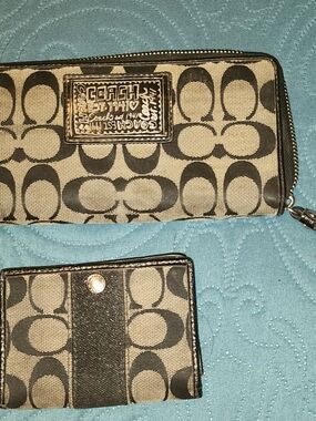 Coach Signature Canvas Wallet Set in Khaki/Black Vintage In Need Of Love